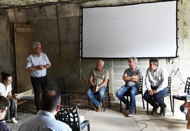 Vendredi 27 juin, à Épuisay. Lors de l'assemblée générale du Criel Centre-Val de Loire, une table ronde a évoqué l'avenir de la filière lait.