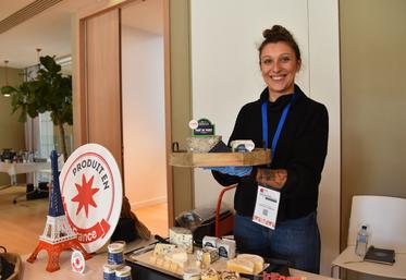 Mardi 8 juillet, à Saint-Ouen-sur-Seine (Seine-Saint-Denis). Marine Chabrol, de la Ferme de la Tremblaye, a présenté le Pavé de Paris.