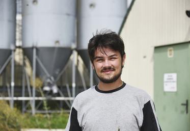 Lorian Morin, 21 ans, mise sur la granulation pour innover en agriculture.