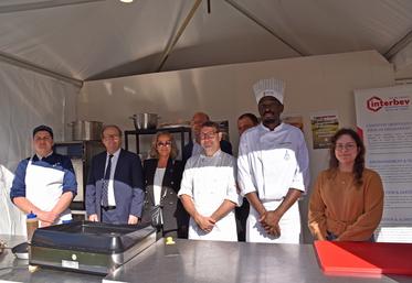 Interbev Île-de-France disposait d'un espace au Village international de la gastronomie, début septembre à Paris. Communication sur les filières viande et dégustations étaient proposées.
