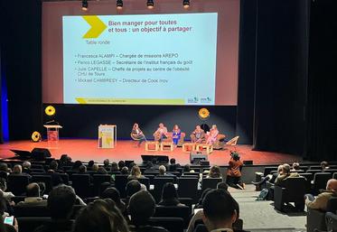 Mardi 7 octobre, à Orléans. Les Assises de l'alimentation ont donné lieu à plusieurs tables rondes, dont celle consacrée au bien manger.