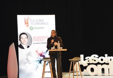 Mardi 30 septembre, à Montigny-le-Bretonneux (Yvelines). Jérôme Fourquet, de l'Ifop, a donné une conférence sur les métamorphoses françaises de ces dernières décennies.