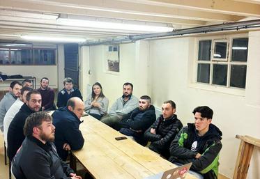 Vendredi 28 novembre, les Jeunes agriculteurs de Houdan ont élu un nouveau bureau lors de leur assemblée générale.