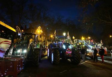 Avec cette parade de Noël, les Jeunes agriculteurs ont investi le centre-ville d’Orléans pour aller à la rencontre du grand public.