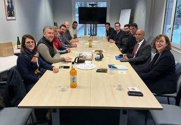 Mardi 6 janvier, à Montargis. Une délégation FNSEA/JA 45 a été reçue par le sous-préfet.