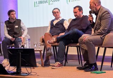 Mardi 16 décembre, à Châteaudun. Éric Le Texier, Olivier Frey et Éric Quineau (de d. à g.), trois experts du secteur agricole, envisagent son avenir lors des 10 ans de Cereapro.