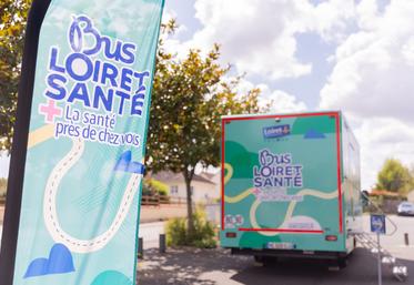En 2026, le Bus Loiret Santé élargit son offre avec des dépistages de la rétinopathie diabétique et l’extension des consultations d’urgence dentaire.