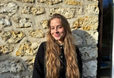 Ambre Gouzouguen est la nouvelle chargée de mission au pôle défense des productions.