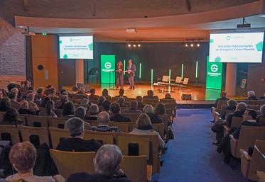 Jeudi 5 février, à Chartres. La fédération départementale de Groupama, présidée par Dominique Lecomte, a fait le plein du dôme de la CCI pour son assemblée générale.