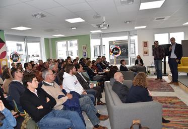 Chessy, mardi 2 décembre. Jean-François Delaitre et Mauritz Quaatz, agri-méthaniseurs seine-et-marnais impliqués dans la filière sont intervenus. 