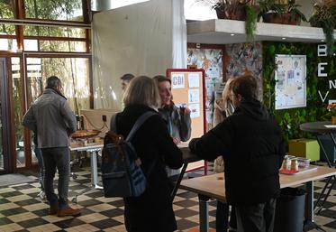 Samedi 7 février, à Blois. Le lycée horticole a ouvert ses portes pour présenter ses filières, dont le bac pro Productions horticoles. 