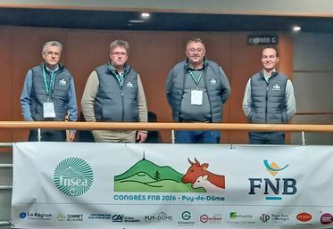 La délégation de la section bovine Centre-Val de Loire présente au congrès FNB 2026, mobilisée pour porter la voix des éleveurs et alerter sur l’urgence d’agir.