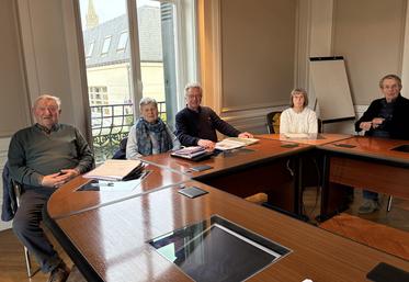 Jeudi 19 février, au Chesnay (Yvelines). Le CA de la SDAE s'est réuni pour discuter des nombreux événements à venir.