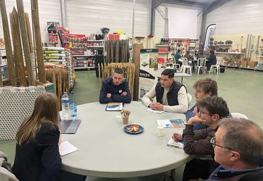 Jeudi 29 janvier, à Noyers-sur-Cher. L'entreprise Pissier a organisé ses Tables rondes d'hiver pour les jeunes agriculteurs.