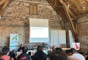 Mardi 7 avril, au Monastère (Aveyron). Les participants à la session Pac ont pu assister à différentes interventions, dont celle d’Aurélie Catallo, de l’Institut du développement durable et des relations internationales (Iddri).