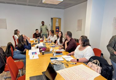 Les animateurs du réseau Jeunes agriculteurs réunis à Paris les 23 et 24 avril pour une formation consacrée à l’accompagnement des futurs installés.
