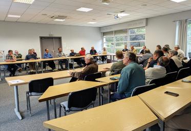 Mardi 9 juin, au Chesnay (Yvelines). Le conseil d'administration de la FDSEA Île-de-France s'est réuni pour discuter des enjeux du moment.