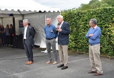 Saint-Brice (Seine-et-Marne), jeudi 11 juin. La présence du CDER à Provins a été retracée au cours d'une soirée conviviale. 