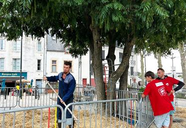 Vaches, cochons, chèvres… les agriculteurs avaient ramené la ferme en plein centre-ville d’Orléans pour le plus grand plaisir des visiteurs.