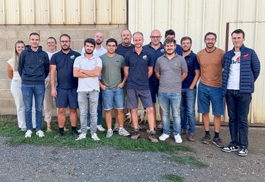 Jeudi 27 août, à Coulommiers. Les adhérents JA du canton de Bonneval se sont réunis une dernière fois avant la Fête des 12 et 13 septembre.