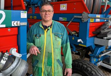 Vincent Chupeau, polyculteur-éleveur : « Le Raindancer offre une irrigation de précision avec des canons ».