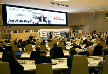 À Saint-Ouen (Seine-Saint-Denis), le 14 octobre. La présidente de Région, Valérie Pécresse a présenté le plan Ruralité 2030. 