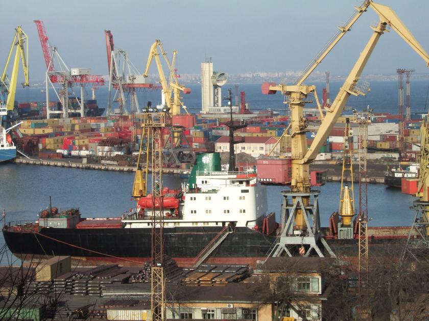 O tráfego portuário de mercadorias no Mar Negro e no Danúbio atinge o seu máximo