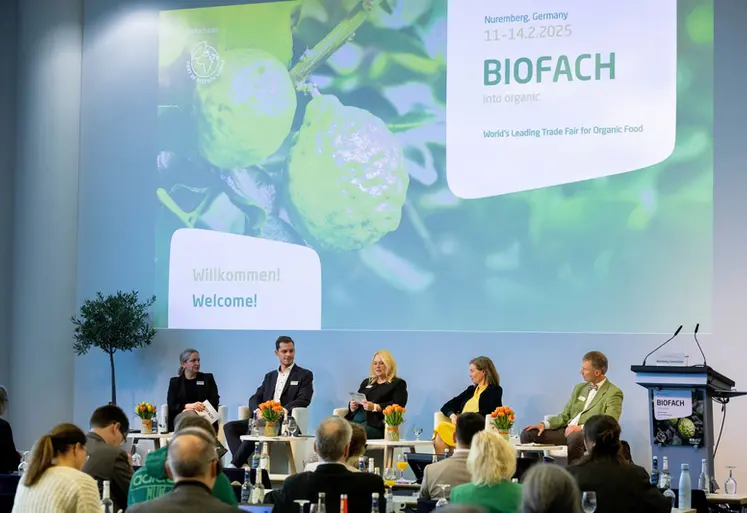 <em class="placeholder">NürnbergMesse press conference on BIOFACH and VIVANESS 
with Dominik Dietz, Director BIOFACH, NürnbergMesse GmbH</em>