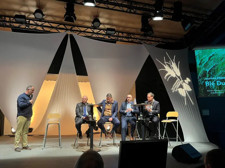 Yannick Carel (Arvalis), Patrick Jouannic (Soufflet Négoce), Charles Neron Bancel (Panzani), Clément Roux (Durum) et Nicolas Prevost (Emeric) lors de la table ronde marché du blé dur organisée par Arvalis lors de la journée blé dur du 6 février 2025