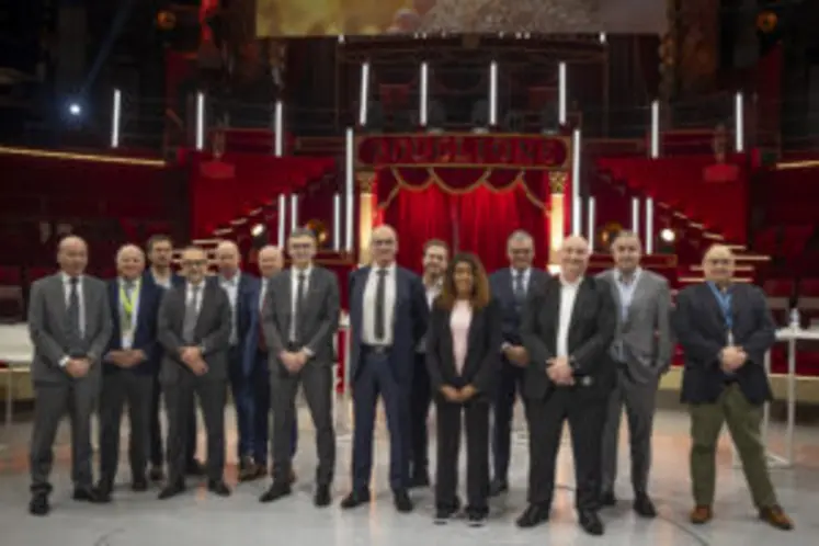 À l’occasion de la réunion d’information annuelle de Sénalia « l’escale », au cirque d’hiver,  les échanges ont mis en lumière les défis actuels et futurs de la filière agro‑industrielle.