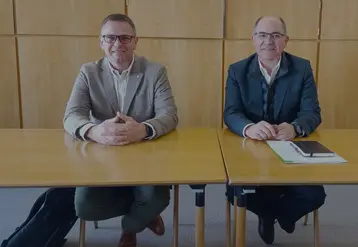 De gauche à droite, Christophe Congues, président d’Euralis, et Philippe Saux, son directeur général.