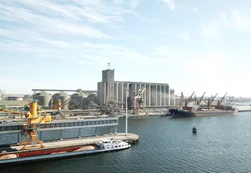 Installations de Nord céréales dans le port de Dunkerque.