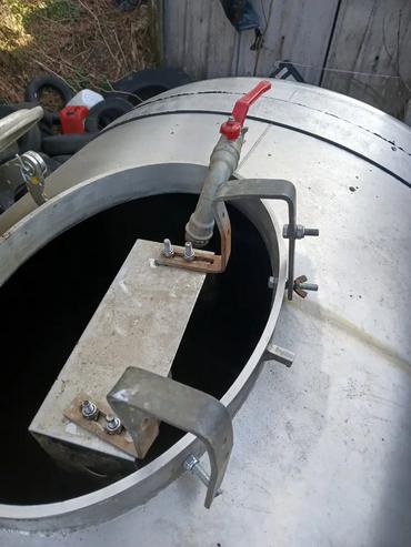 <em class="placeholder">Flotteur anti débordement sur une tonne à eau</em>