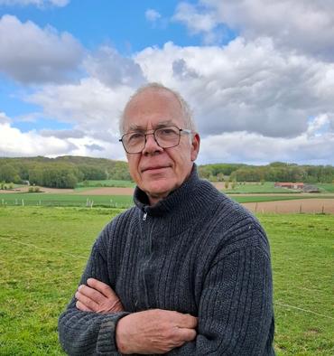 <em class="placeholder">Bruno Osson</em>