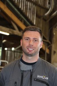 <em class="placeholder">Benoît Malin, conseiller spécialisé en boiteries à Innoval</em>