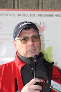 <em class="placeholder">« Nous apportons de la paille broyée dans la ration de nos laitières pour la fibre efficace », dans le Maine-et-Loire</em>