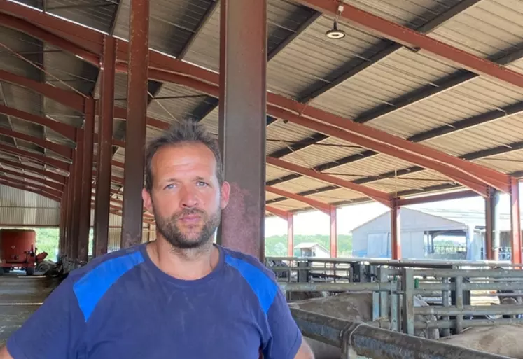 Gaël Gambade, en Gaec à Saulzais-le-Potier dans le Cher.