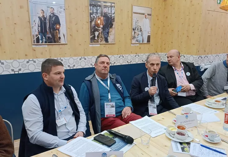 Elus FNPL au salon de l'agriculture 2024 : Yoann Barbe, Ghislain de Viron, Thierry Roquefeuil,Ludovic Blin