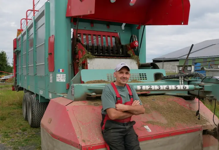 <em class="placeholder">Didier Sureau et son autochargeuse en Loire-Atlantique.</em>