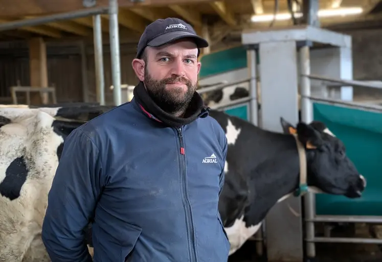 <em class="placeholder">Alexandre Caillon. "J'ai réduit la pénibilité et mieux lissé la charge de travail avec les robots."</em>