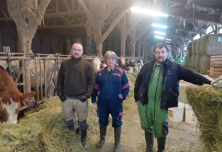 <em class="placeholder">Gisèle Fouvet et ses fils </em>