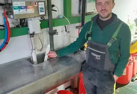 <em class="placeholder">Edouard Husnot « Un thermomètre et un couvercle au-dessus du bac de lavage. Voici deux précautions qui ne coûtent pas cher mais qui peuvent éviter de perdre gros. »</em>