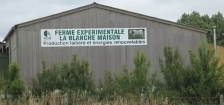 La ferme expérimentale laitière de la Blanche Maison dans la Manche, un  site à mission régionale pour le pôle ruminant.