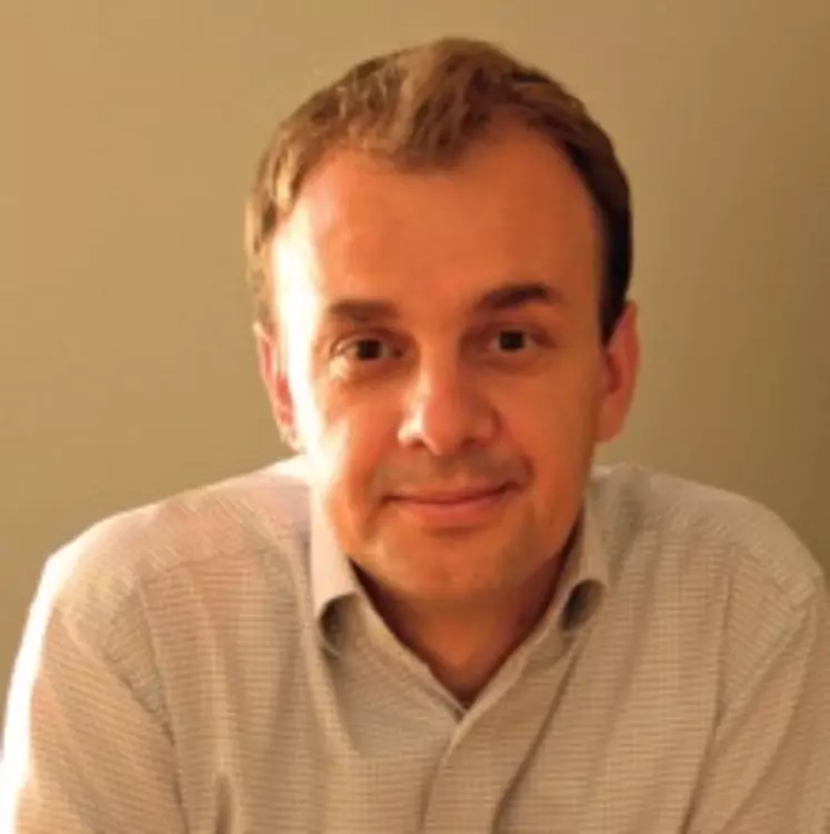 Frédéric
Chausson.
« Nous proposons
un
système
de hausse
des quotas
qui soit
fondé sur
l’état des
marchés,
pour
maintenir
l’efficacité
des quotas
jusqu’en
2015. »