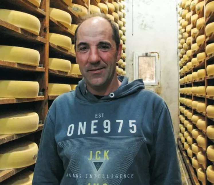 Claude Paget, président de
la coopérative de la Plasne-Barretaine. « Il ressort de notre enquête producteurs une hausse de la collecte de 11 % à l’horizon 2018. »