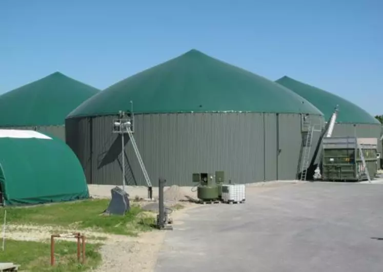 Installation de méthanisation dans une exploitation agricole allemande.