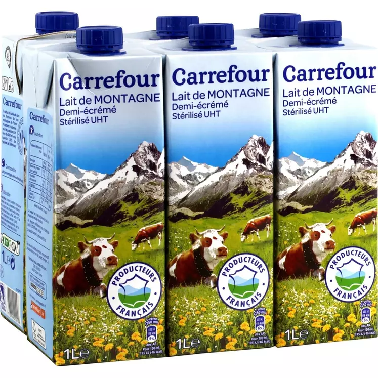 Le prix du lait de montagne en linéaire sous marque Carrefour est légèrement en dessous du lait bio © DR
