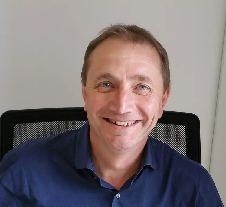 Olivier Coutreau, Barenbrug. « Avec l'évolution du climat, on verra arriver de nouvelles espèces pour les prairies. Pour l'heure, il y a suffisamment à faire avec nos espèces. » © Barenbrug