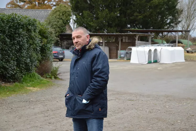 Pierre Besançon, éleveur à Saint-Berthevin (53), a revu la ration de ses taries pour gagner en productivité sur toute la lactation.