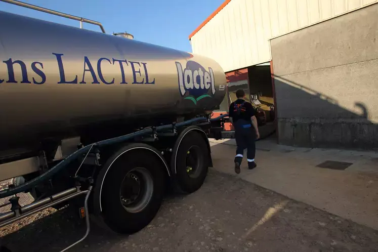 Camion de collecte Lactel